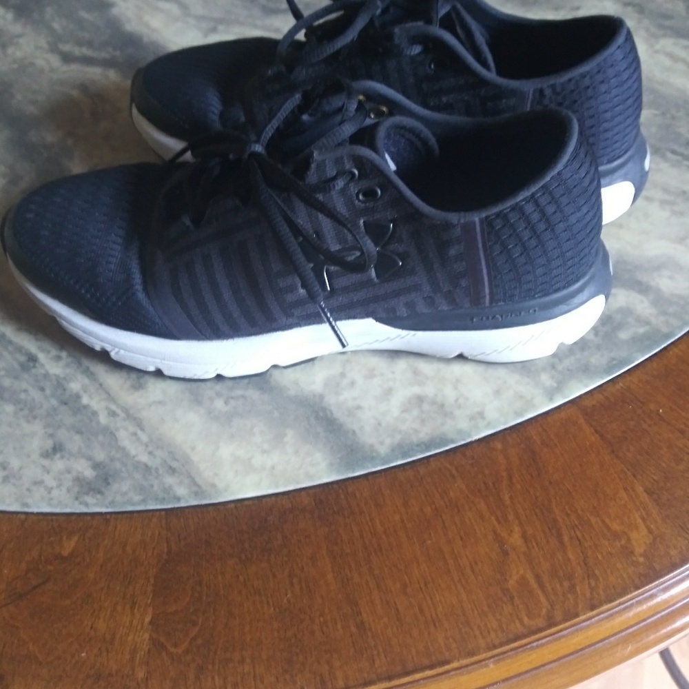 Women's shoes